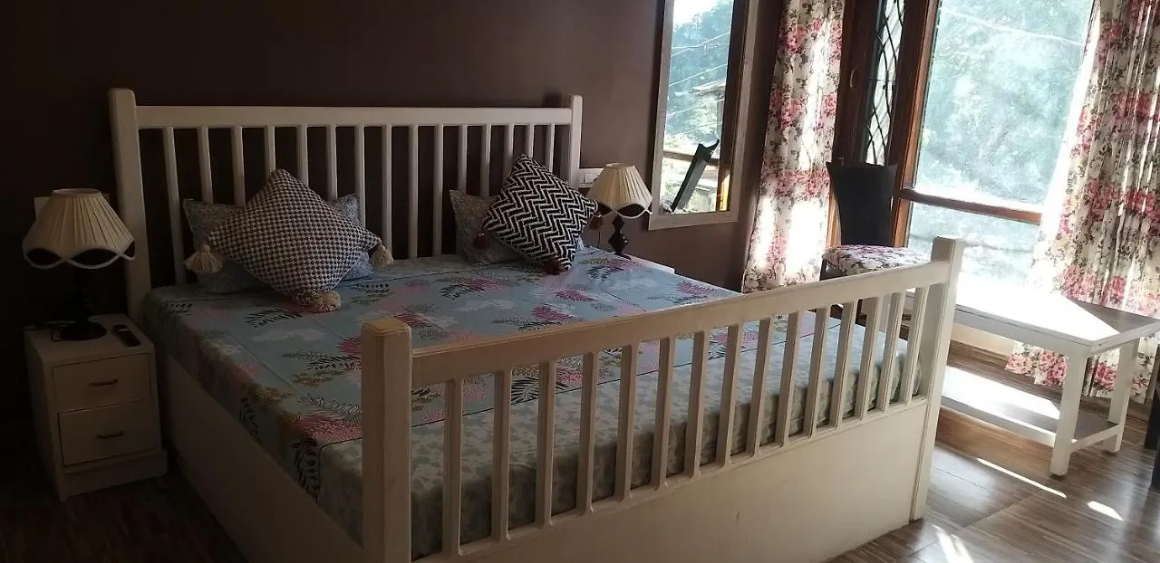 Charlie Mount Lodge Shimla Homestay
