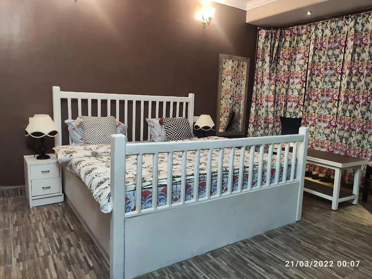 Homestay Charlie Mount Lodge Shimla